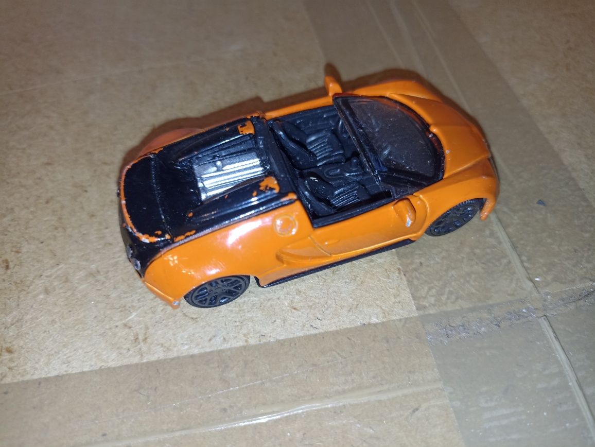Bburago Bugatti Veyron 16.4 GRAND SOORT VITESSE