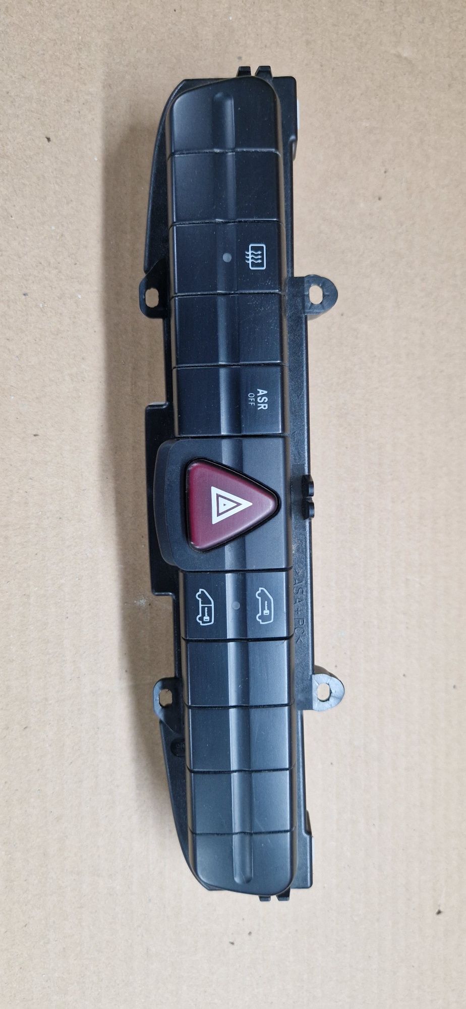 Panel włącznik świateł awaryjnych vw crafter