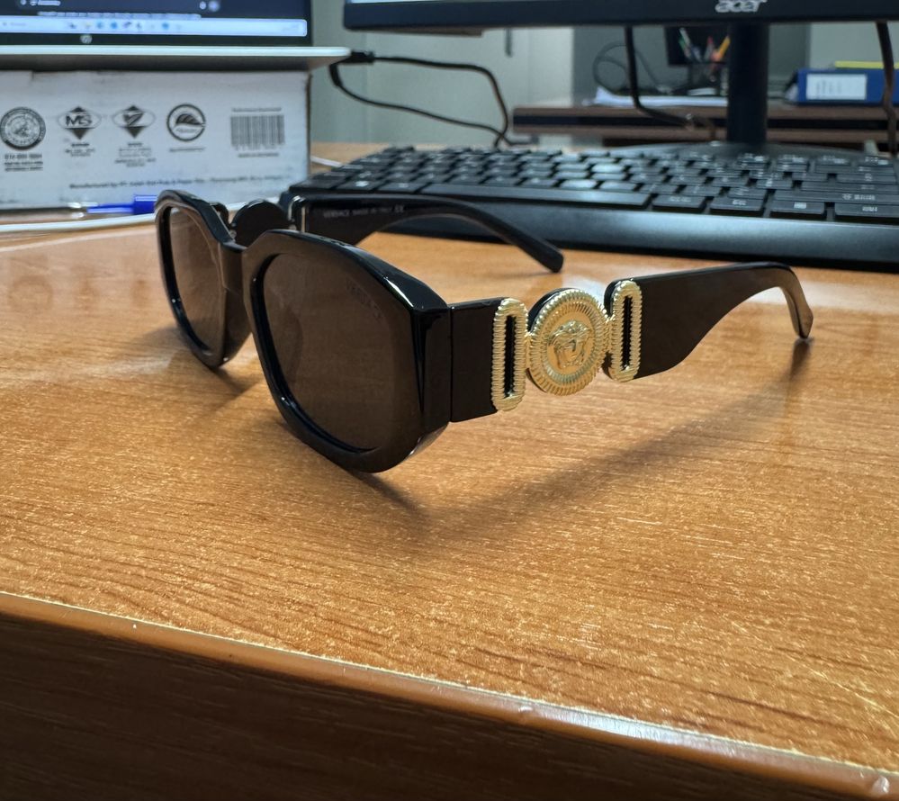 Oculos Novos Versac