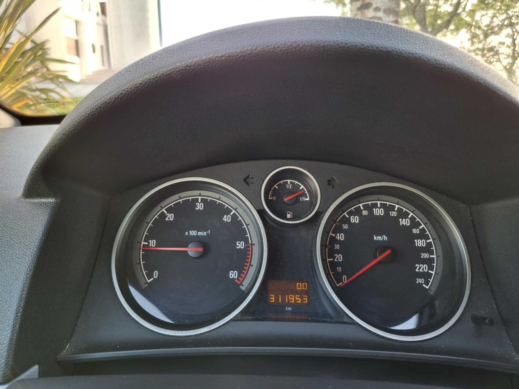 OPEL ASTRA H 2005