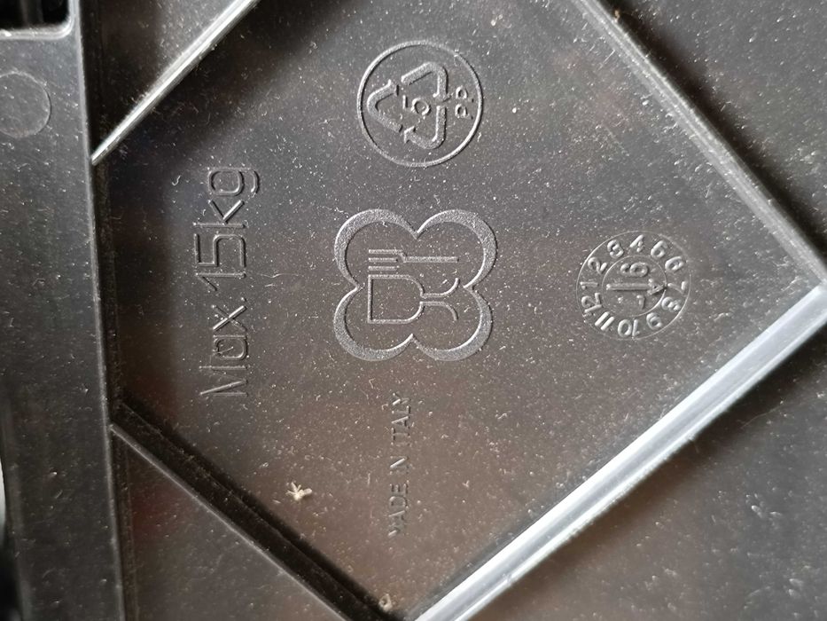 2 Caixotes Caixas de Plástico dobráveis