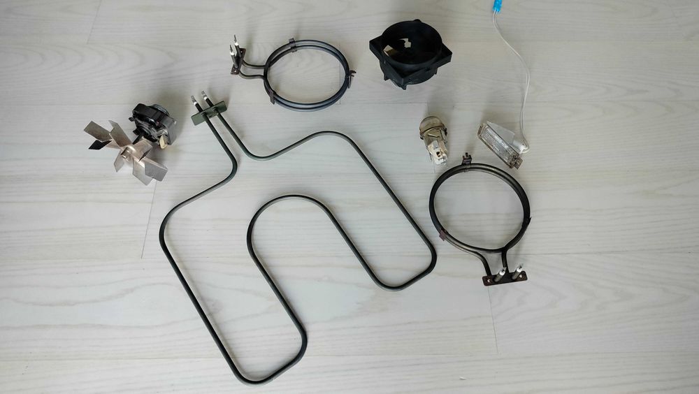 Piekarnik Samsung części model BQ1D6G144 grzałka dolna