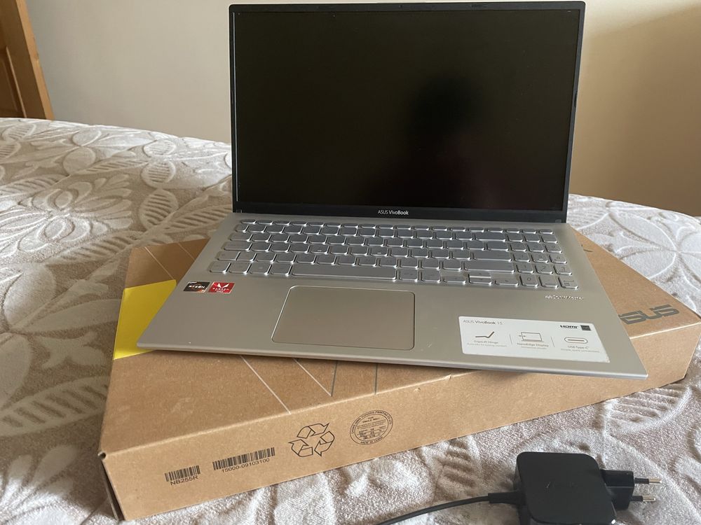 Portatil Asus Vivobook 15