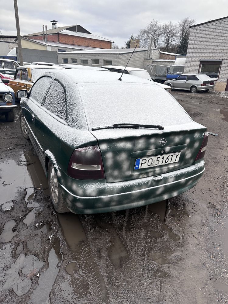 Opel Astra coupe