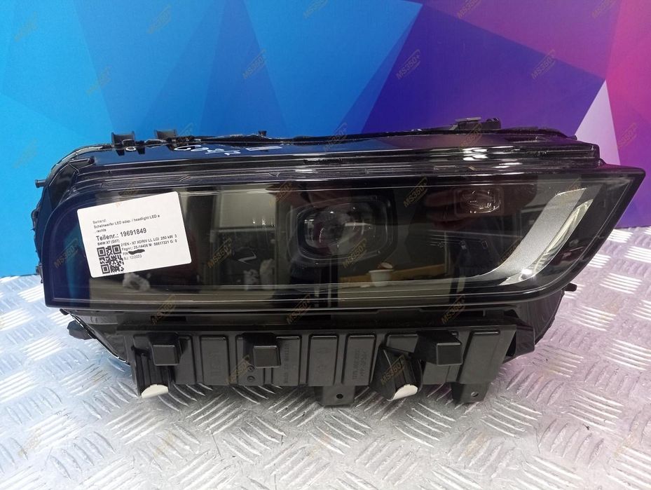 BMW X 7 G07 Фара передня права БМВ Х 7 Г07 передняя правая розборка