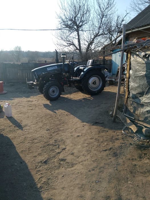 Новий трактор Кентавр 404SU