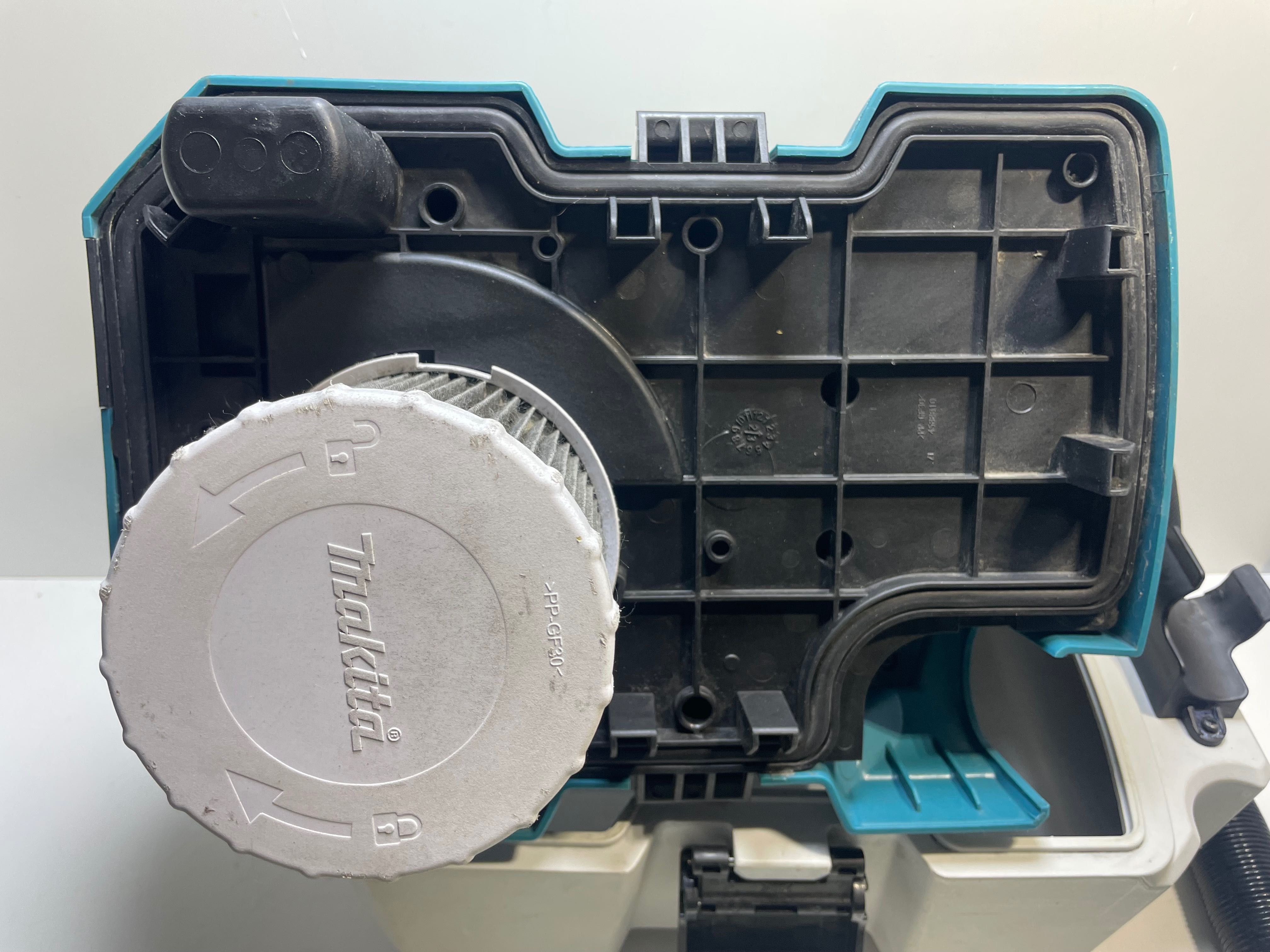 Makita DVC750L/пилосос акумуляторний Макіта 18в