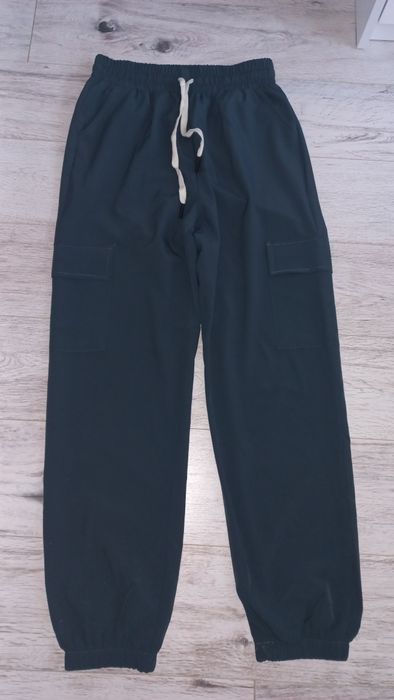 Spodnie damskie 38