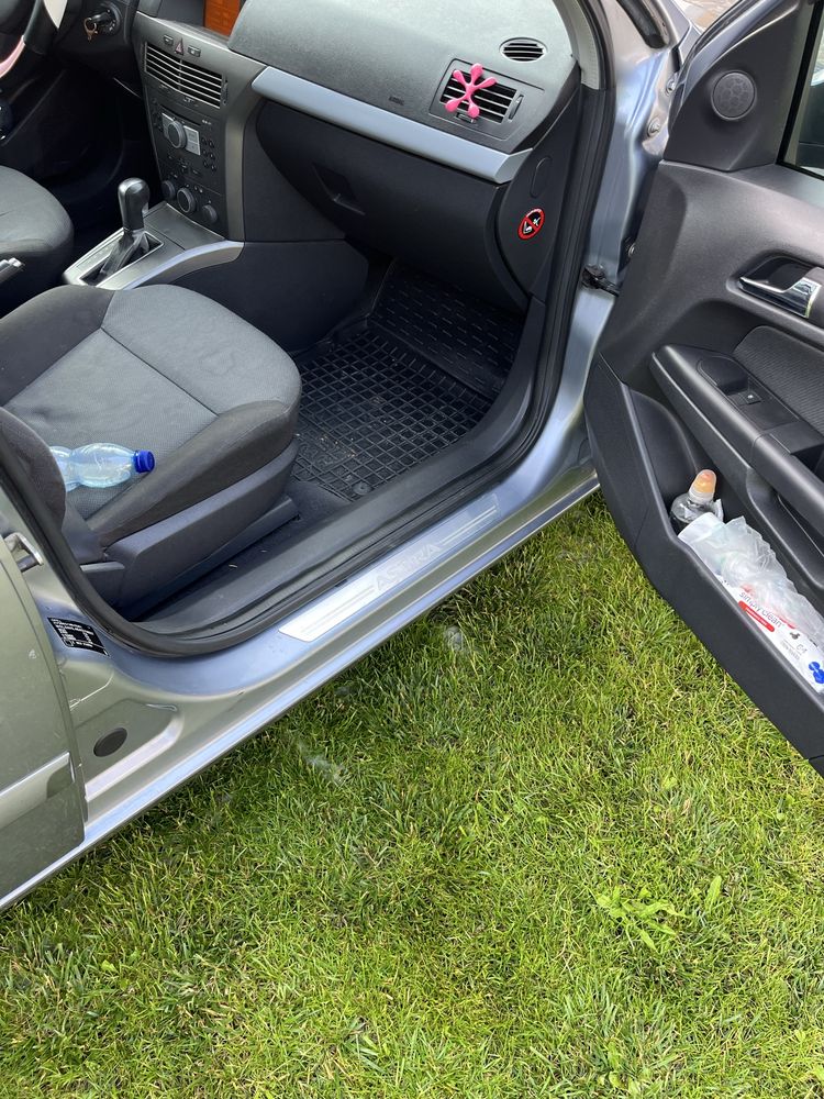 Opel Astra H 1.8 benzin Automat