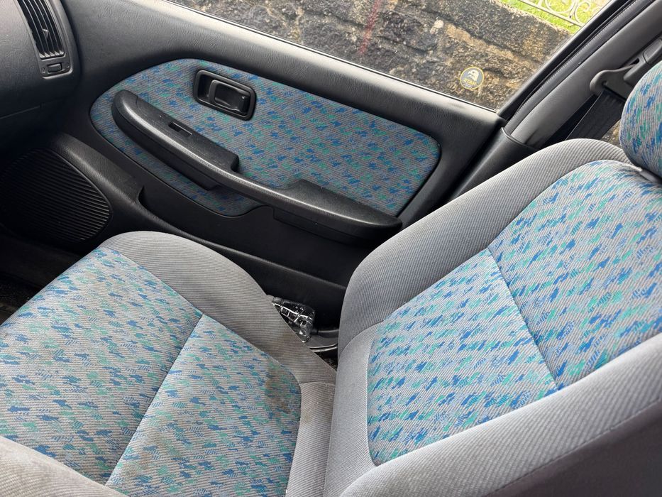 Nissan almera 1.4 SR