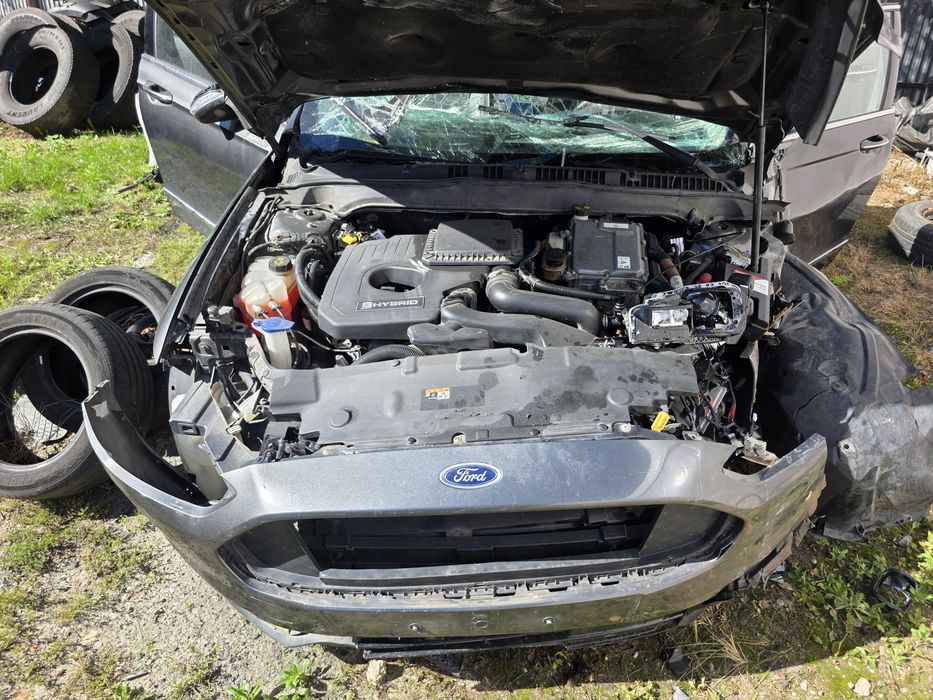 Ford Mondeo Hybrid