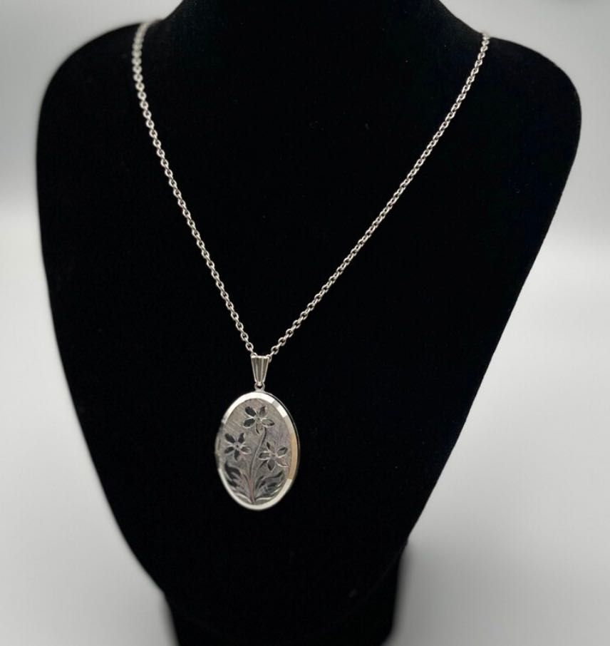 Medalhão antigo Georg Jensen em prata