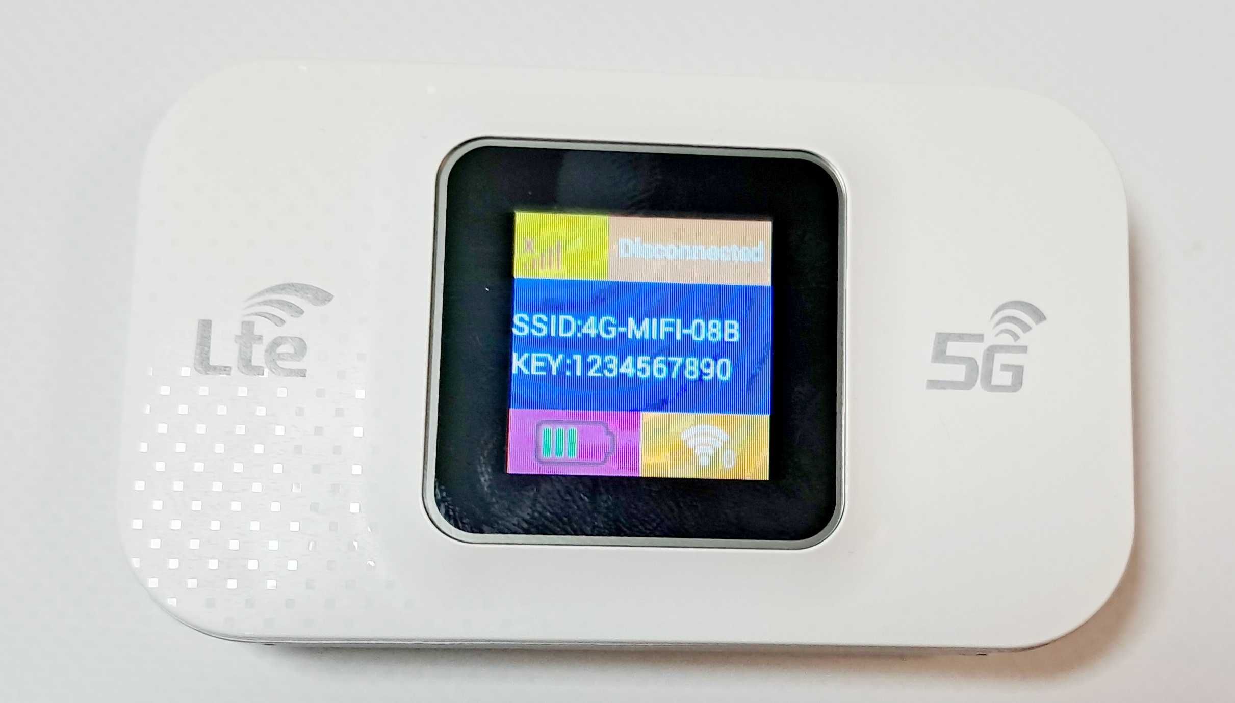 4g модем мобильн Wi-Fi роутер с АКБ  3000 mAh под сим карту 150 Мбит/с
