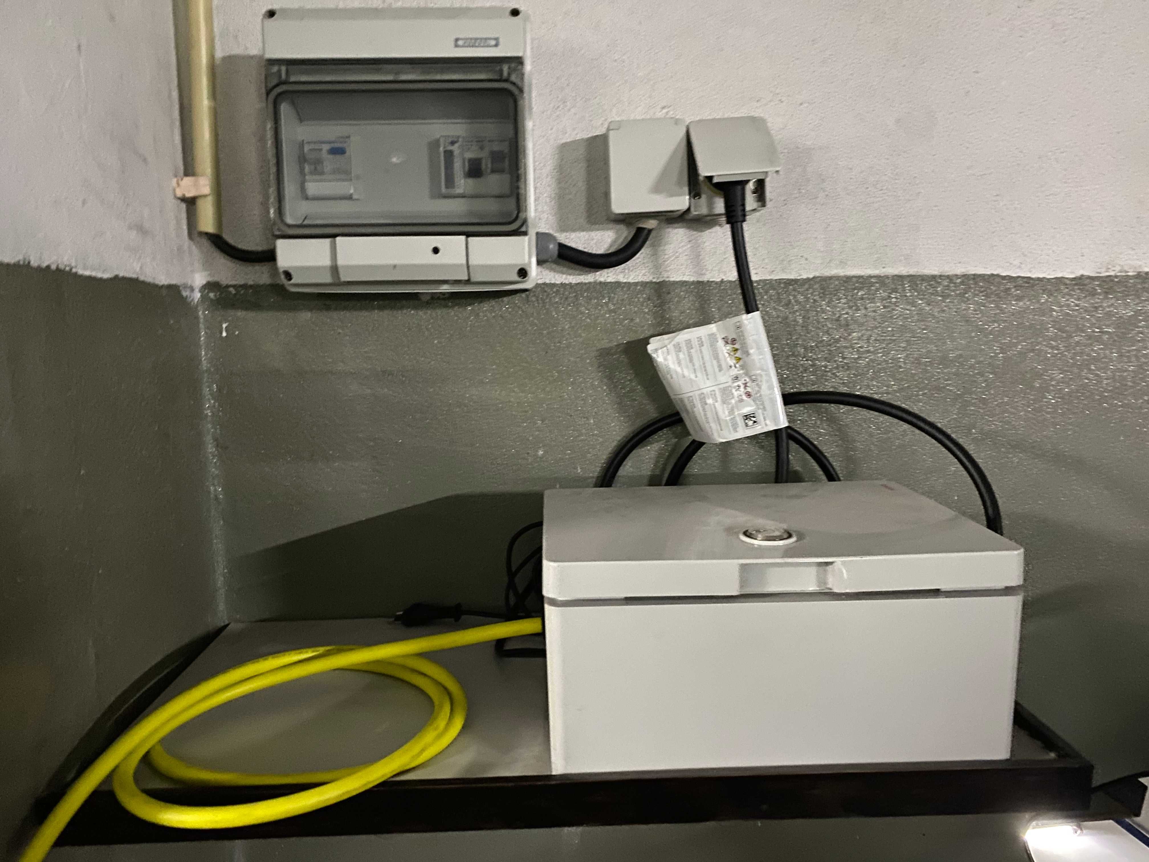 Instalador de postos de carregamento para Veículos eléctricos