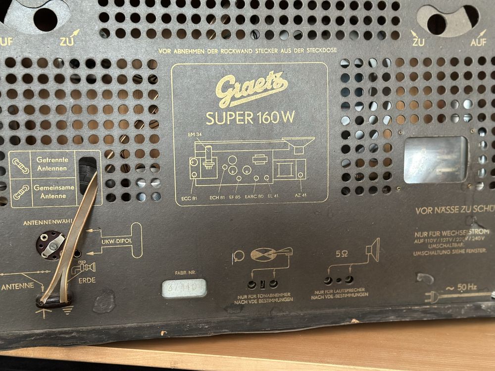 Sprzedam stare Radio Graetz