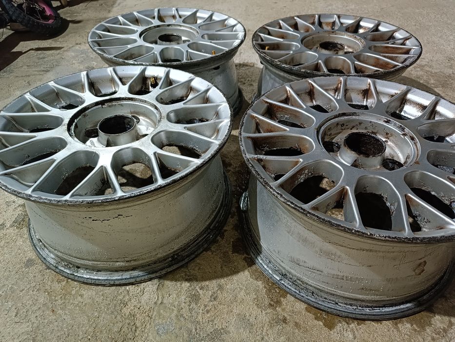 Vendo 4 jantes 15 originais BBS