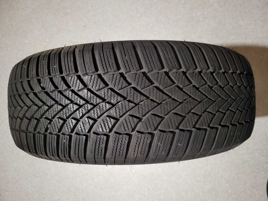 Bridgestone Blizzak LM005