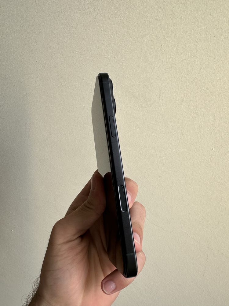 iPhone 16 Plus c/ NOVO
