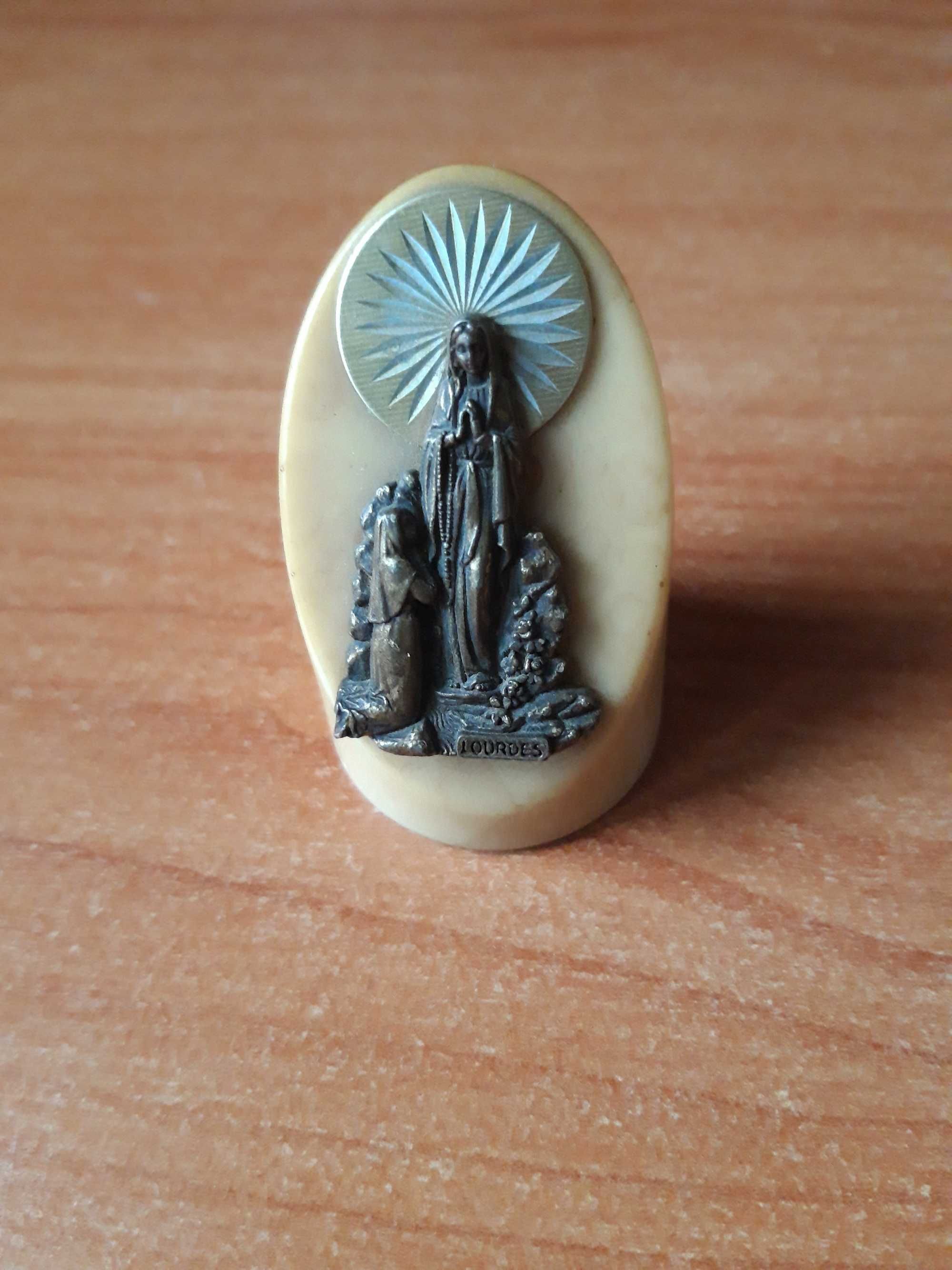 ołtarzyk matki boskiej