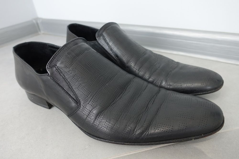 Продам оригинальные итальянские туфли 40р. Sandro Guardiani