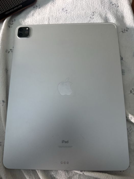 Ipad Pro 12.9 5 Geraçao com capa 512Gb Processador M1
