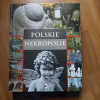 Albumy Na obcej ziemi i Polskie nekropolie