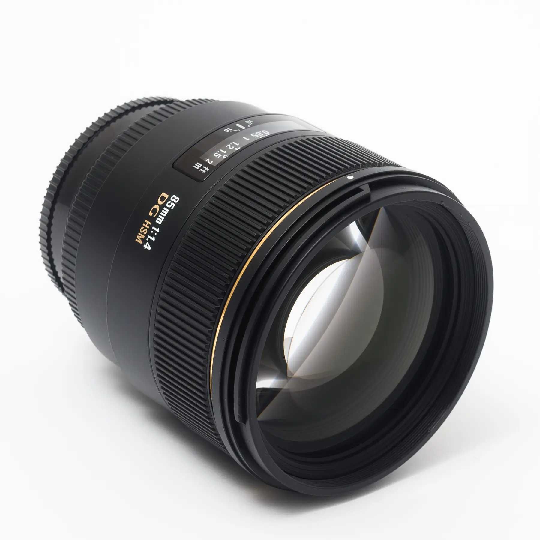 Об'єктив Sigma AF 85mm f1.4 EX DG HSM для Sony A-mount