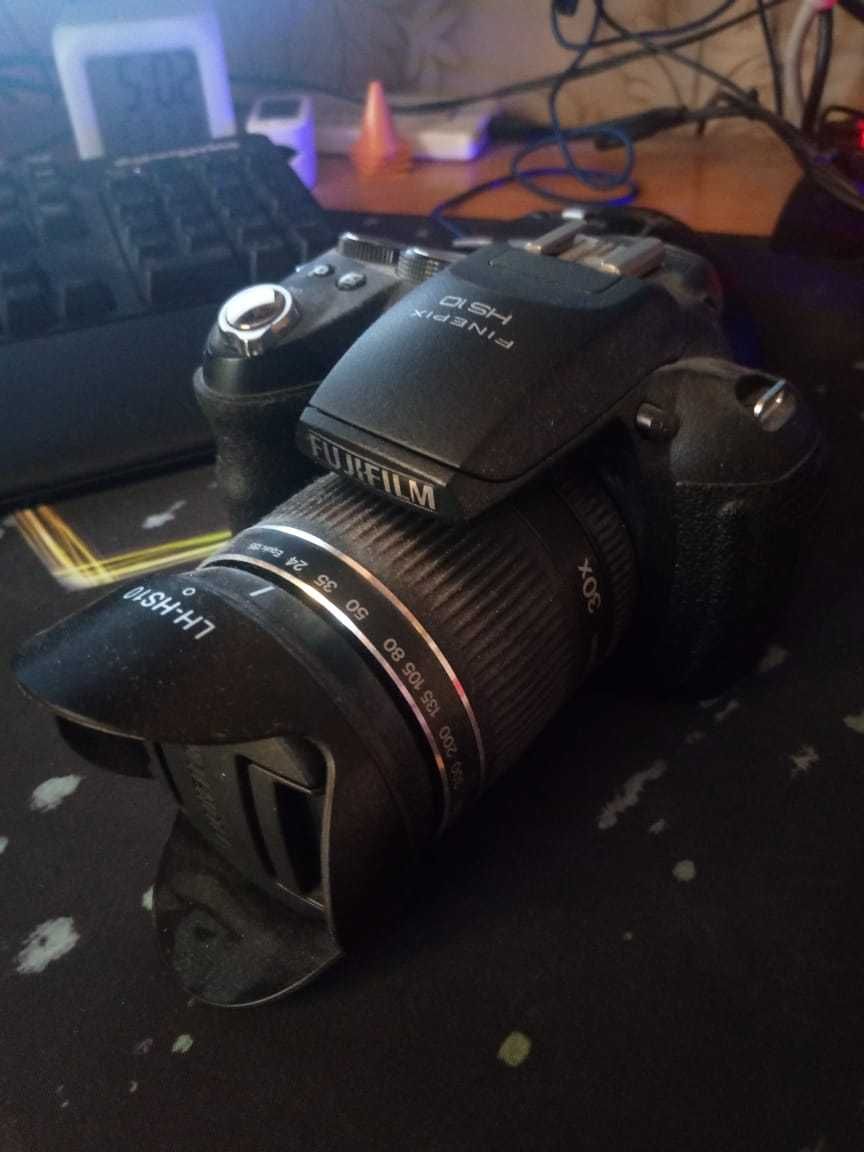 Фотоапарат Fujifilm FinePix HS10 58mm 30x Zoom 10MP f/2.8-5.6 Full HD