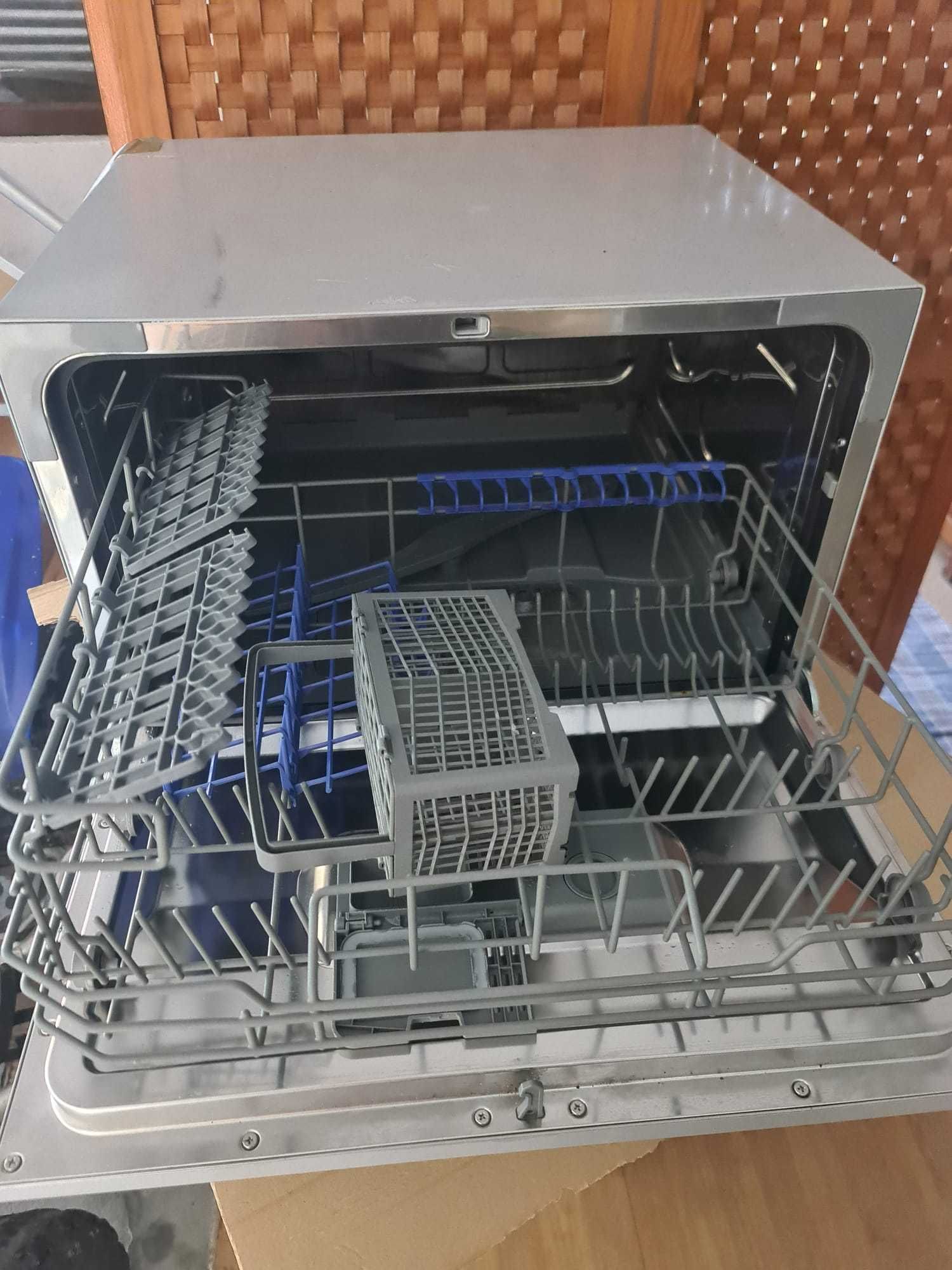 Máquina lavar loiça Candy CDCP 6S