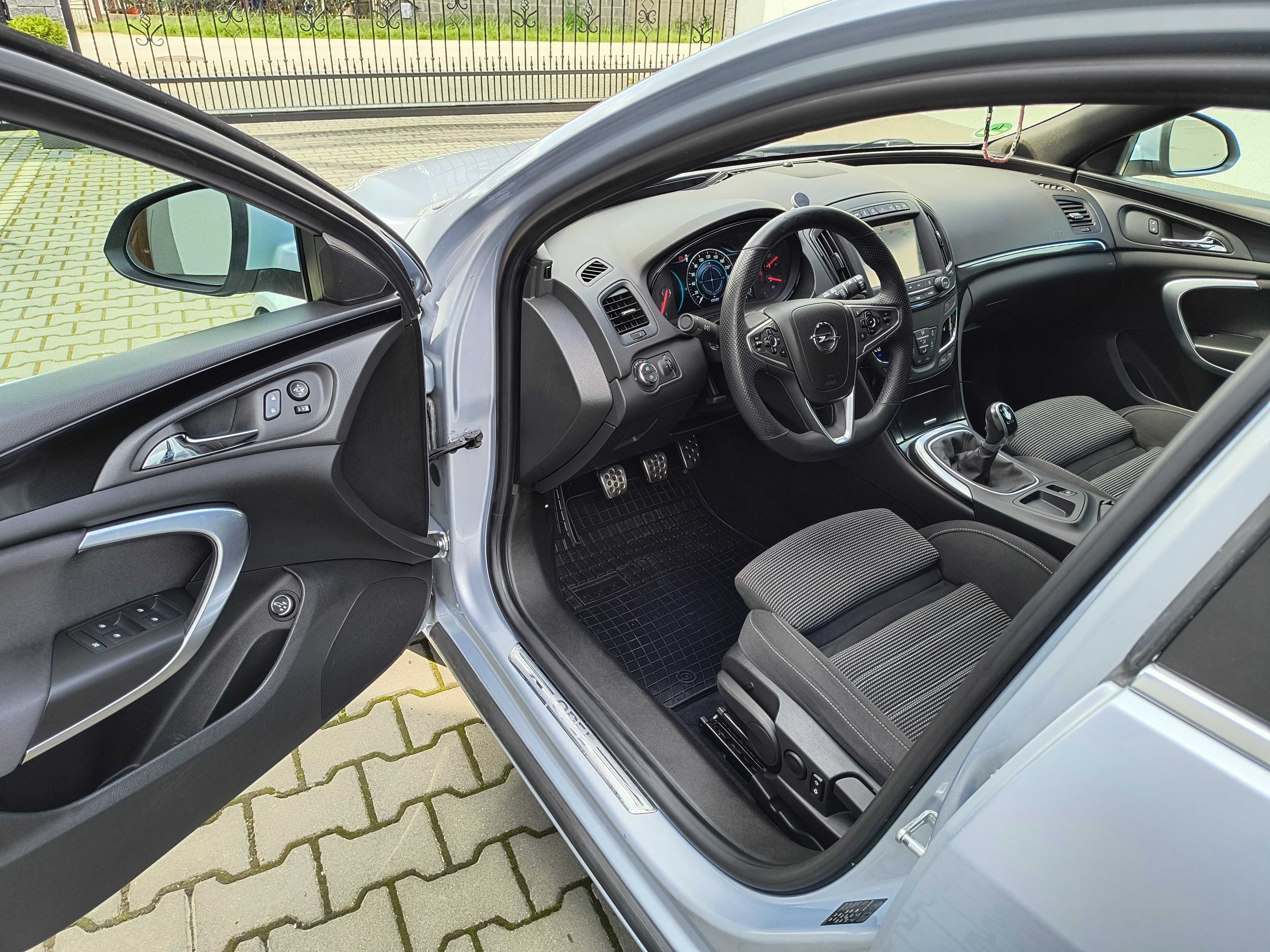 Opel Insignia 2.0 CDTi 170KM Euro 6 - Full opcja z czarną podsufitką !