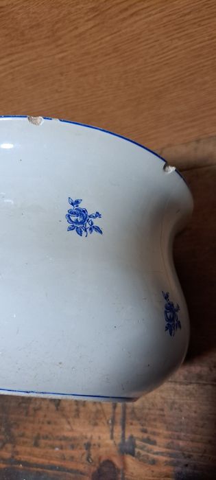 Bacio/Penico antigo, Lusitânia