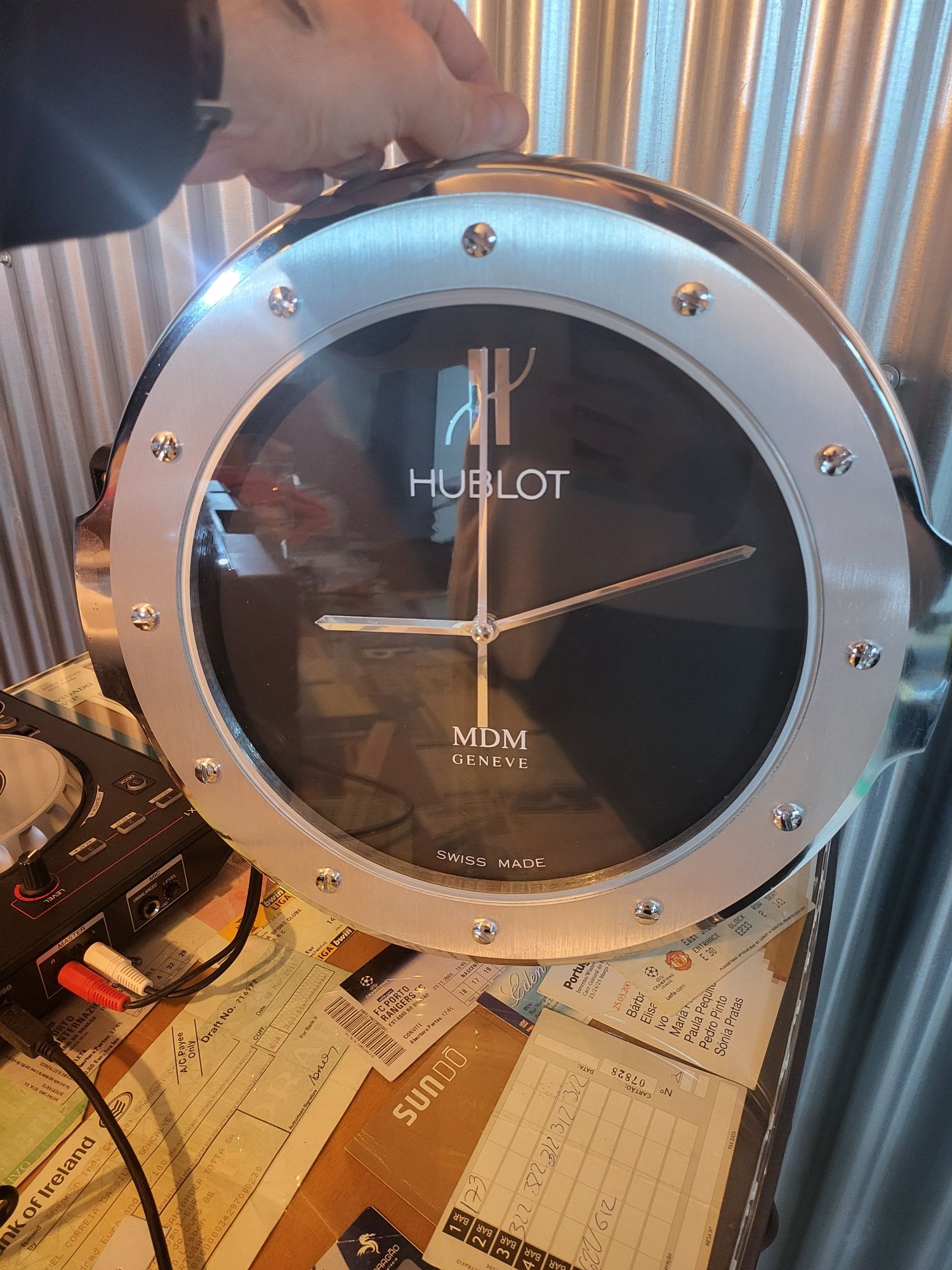 Hublot de parede original