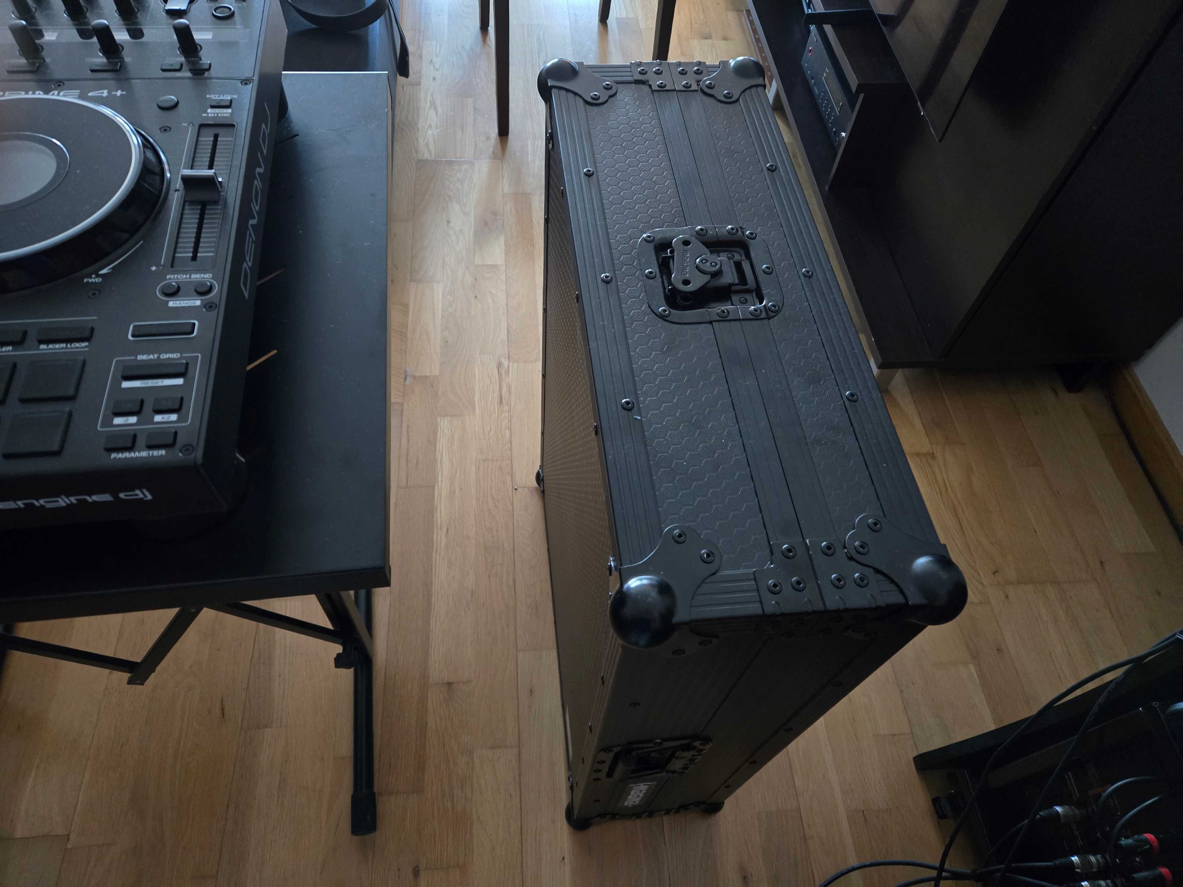 DINON DJ Prime4+ (v4.2) + mala + SSD interno 1TB + 50.000 Musicas