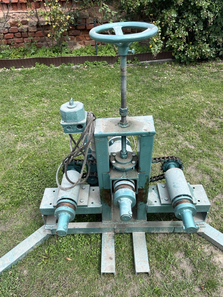 Walcarka elektryczna do profili i rur
