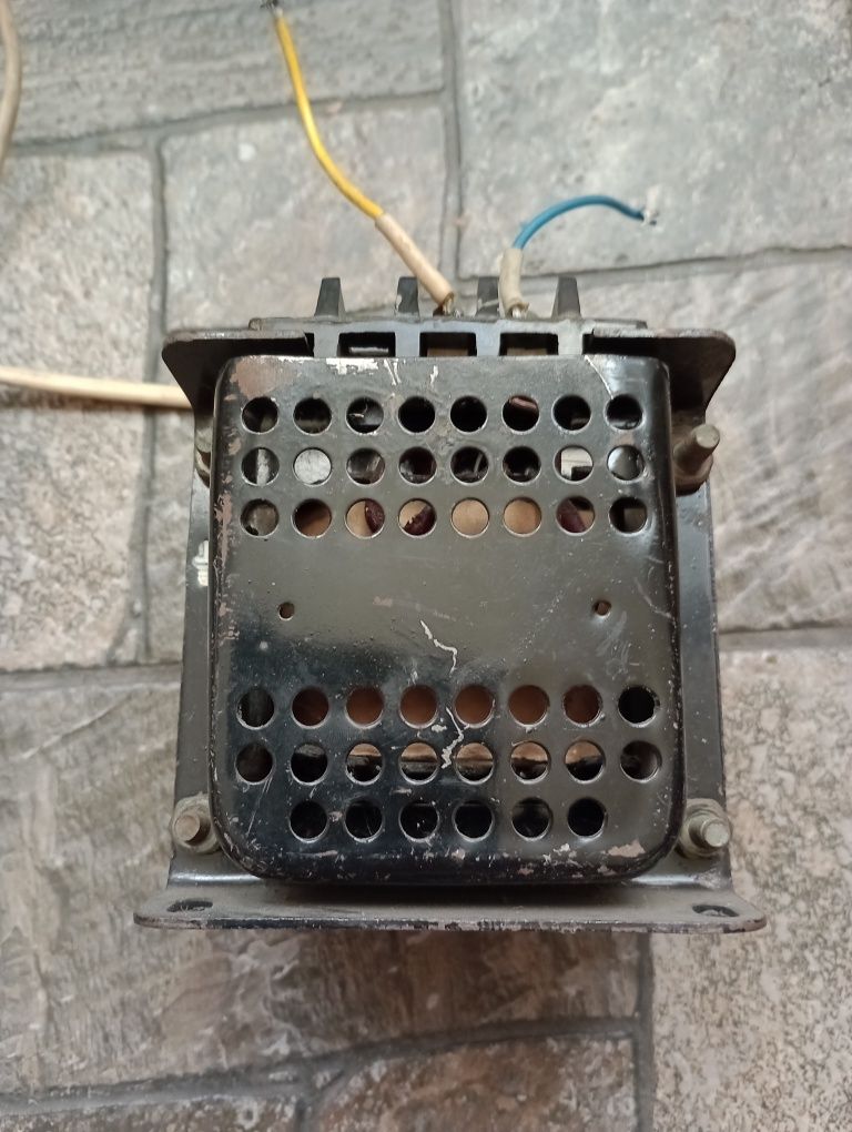 Трансформатор 220v * 36v