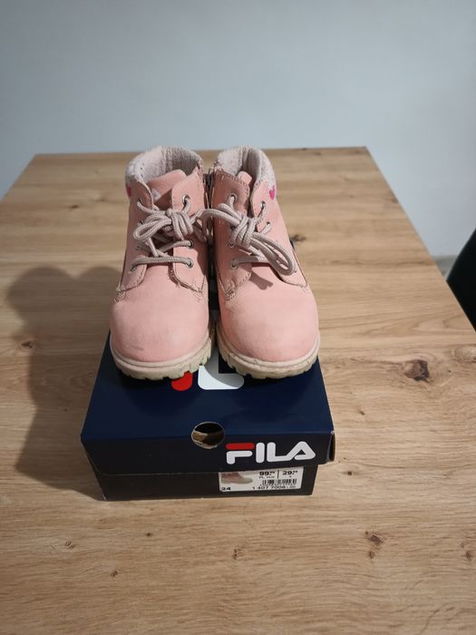 Buty dla dziewczynki jesień/zima.