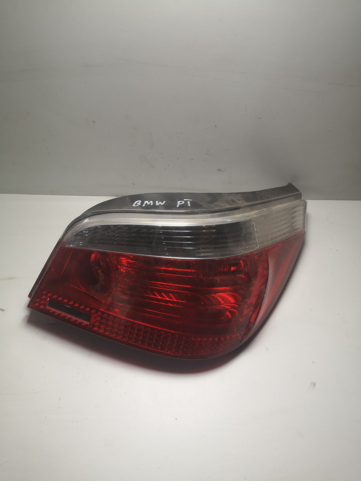 Bmw e60 lampa prawy tył kompletna