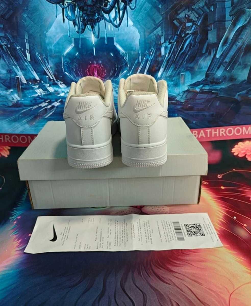 Damskie tenisówki Nike Air Force 1'07 w rozmiarze 37