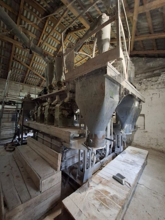 Продаж млина у гарному стані