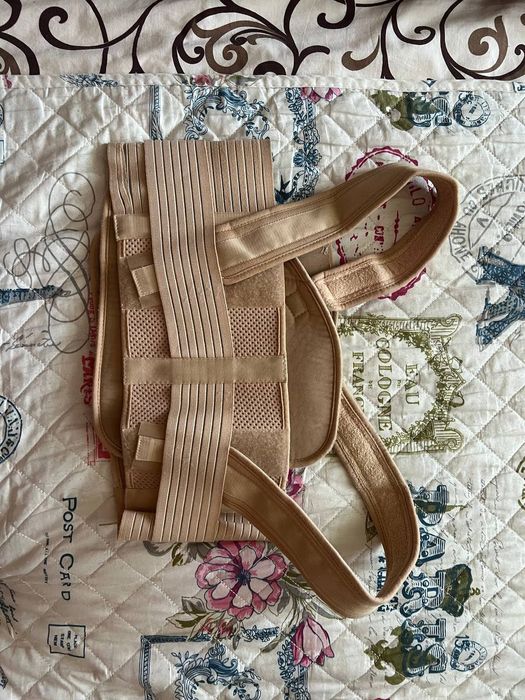 Продам Бандаж нагрудний післяопераційний.