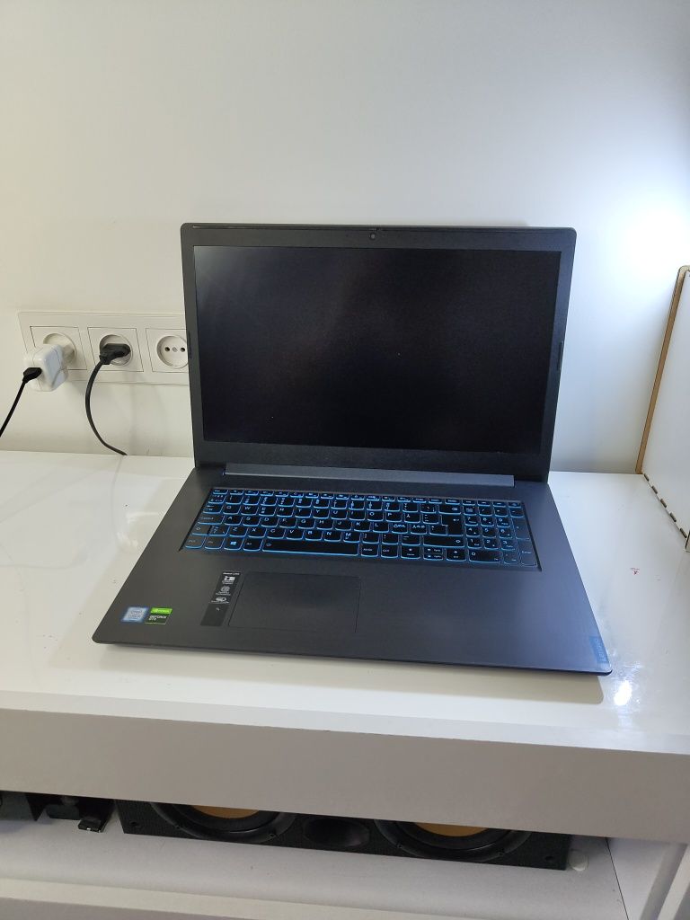 Ігровий ноутбук 17.3 lenovo IdeaPad l340 GTX i5 9gen