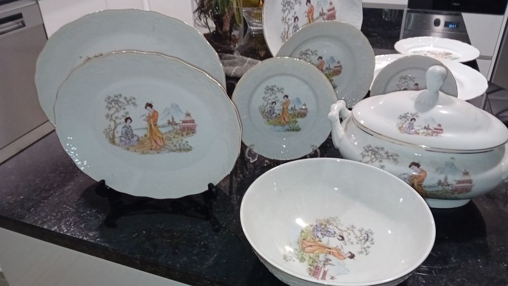 Serviço de porcelana Portugues