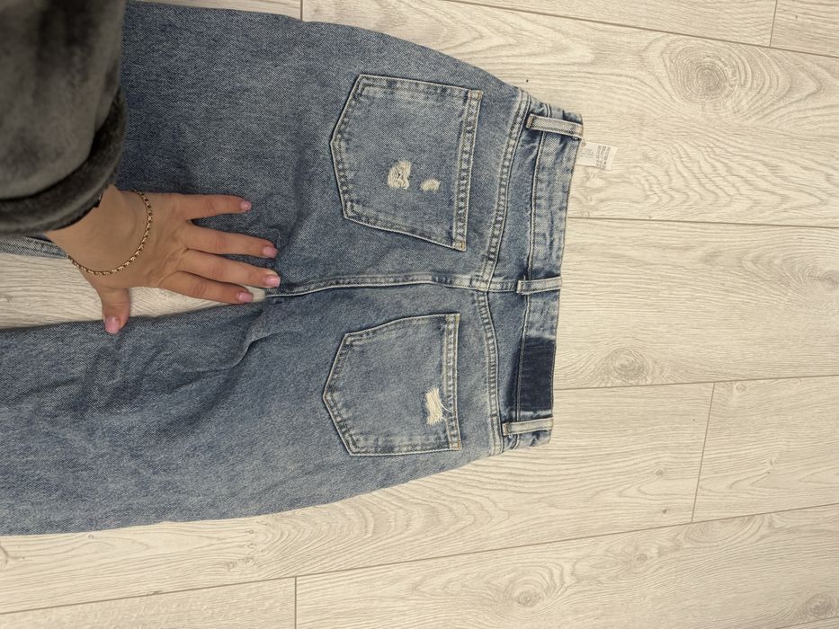 Нові джинси Bershka