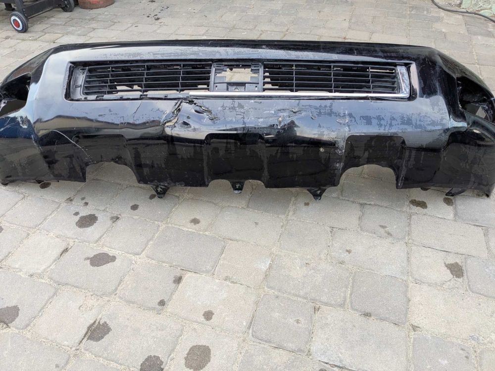 Передній Бампер Тойота Секвоя,  Toyota Sequoia,