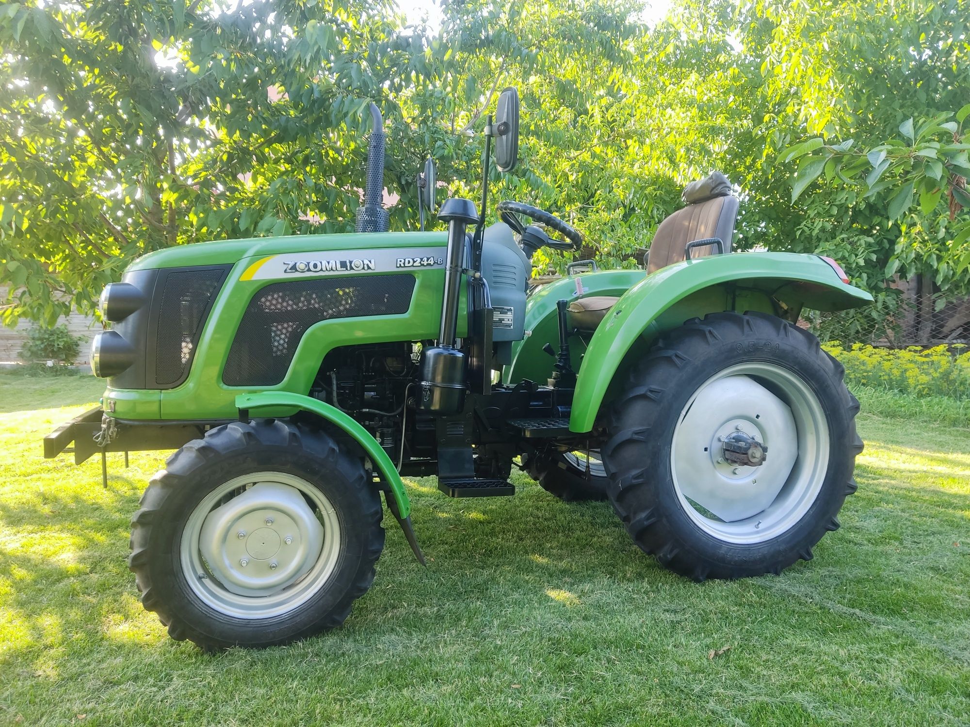Продаж Обмін. Зоом-леон 244 4WD