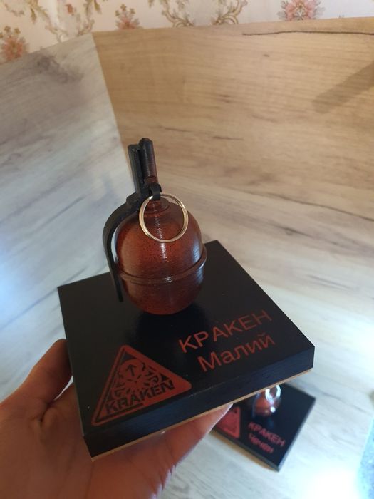 Сувенірний виріб з індивідуальним гравіюванням