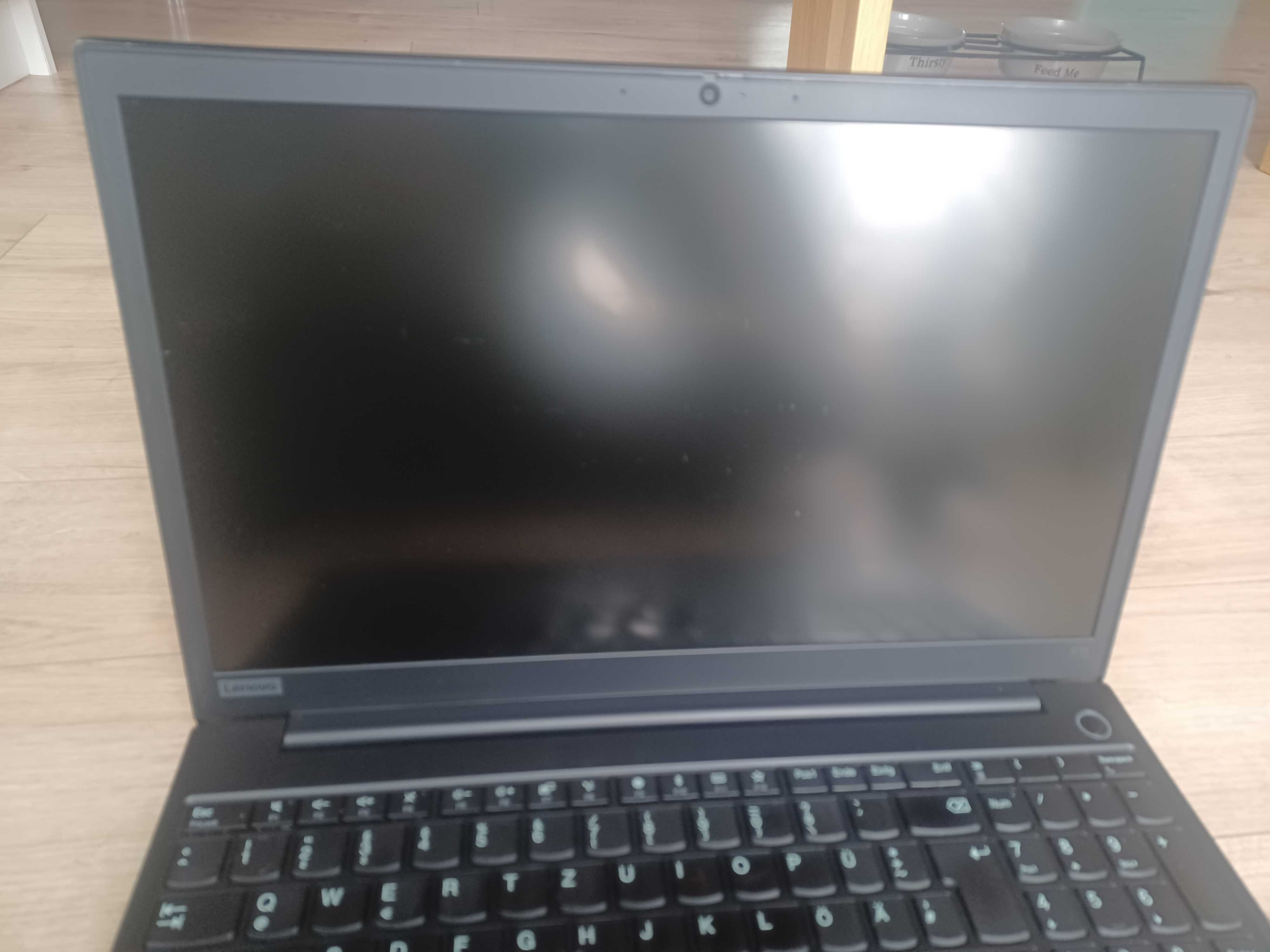 Niezawodny Lenovo ThinkPad E15, Core i5