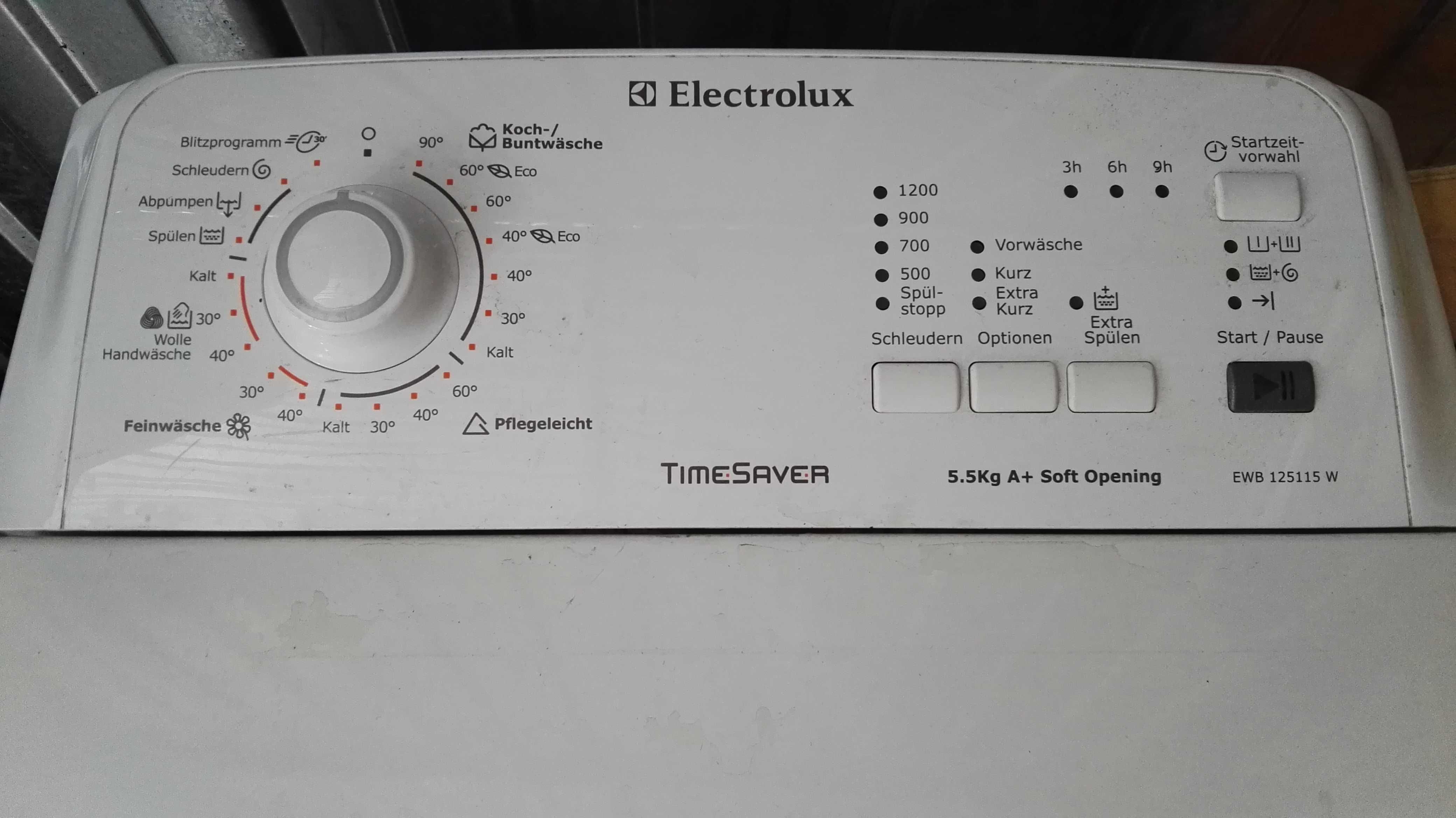 Wąska pralka marki Electrolux, 5,5 kg wsadu, A+