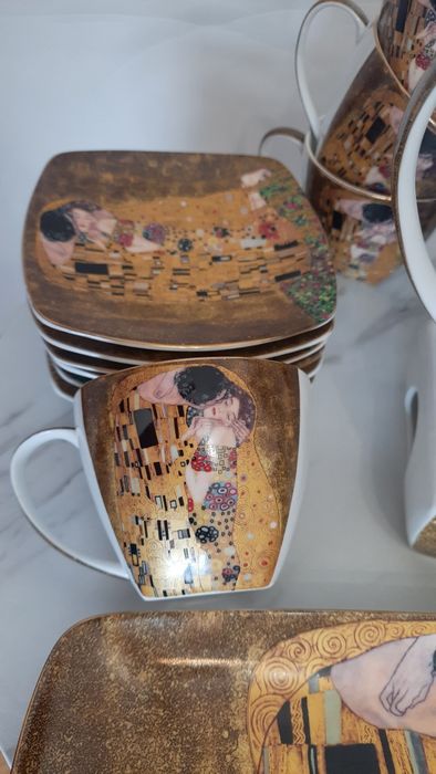 Serwis kawowy Gustav Klimt pocaunek 14 elementów

Serwis do kawy Gusta