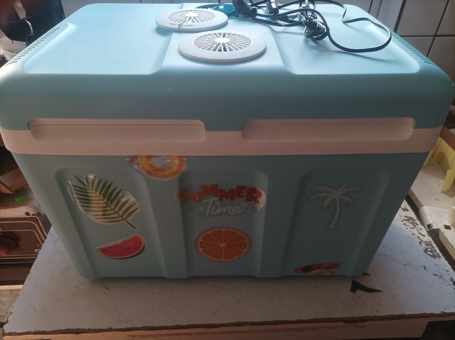 lodówka turystyczna 40 l na kolkach